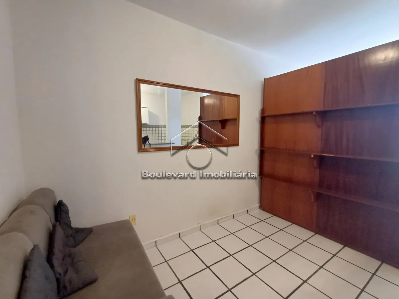 Alugar Apartamento / Padr&atilde;o em Ribeir&atilde;o Preto R$ 1.150,00 - Foto 9
