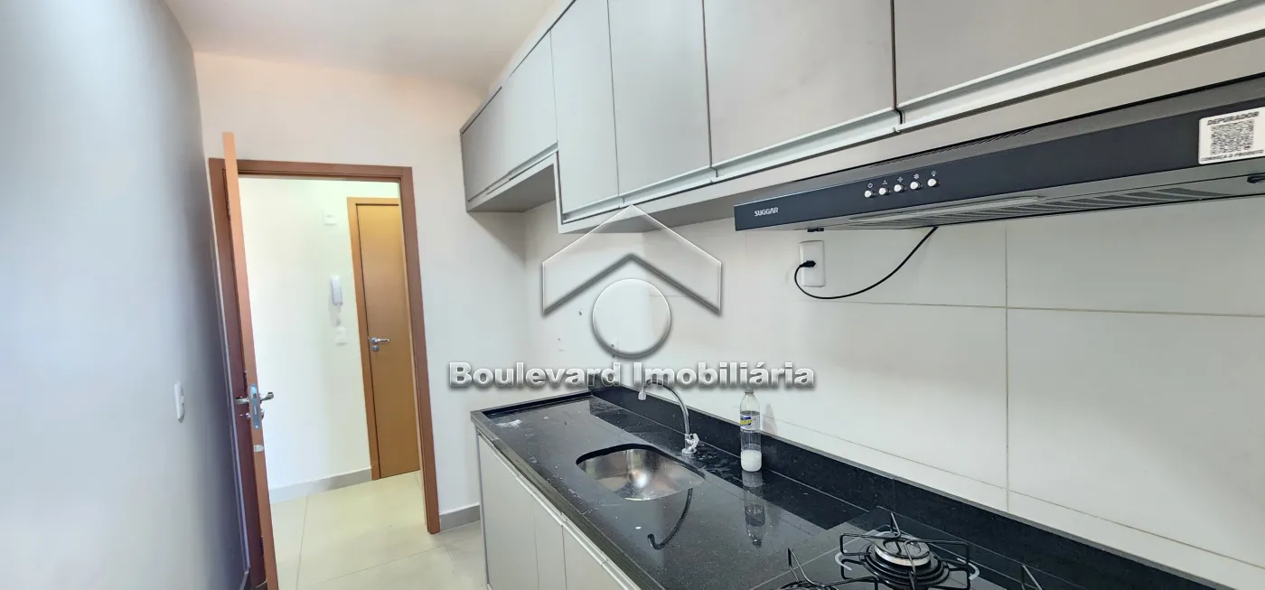 Alugar Apartamento / Padr&atilde;o em Ribeir&atilde;o Preto R$ 3.000,00 - Foto 19