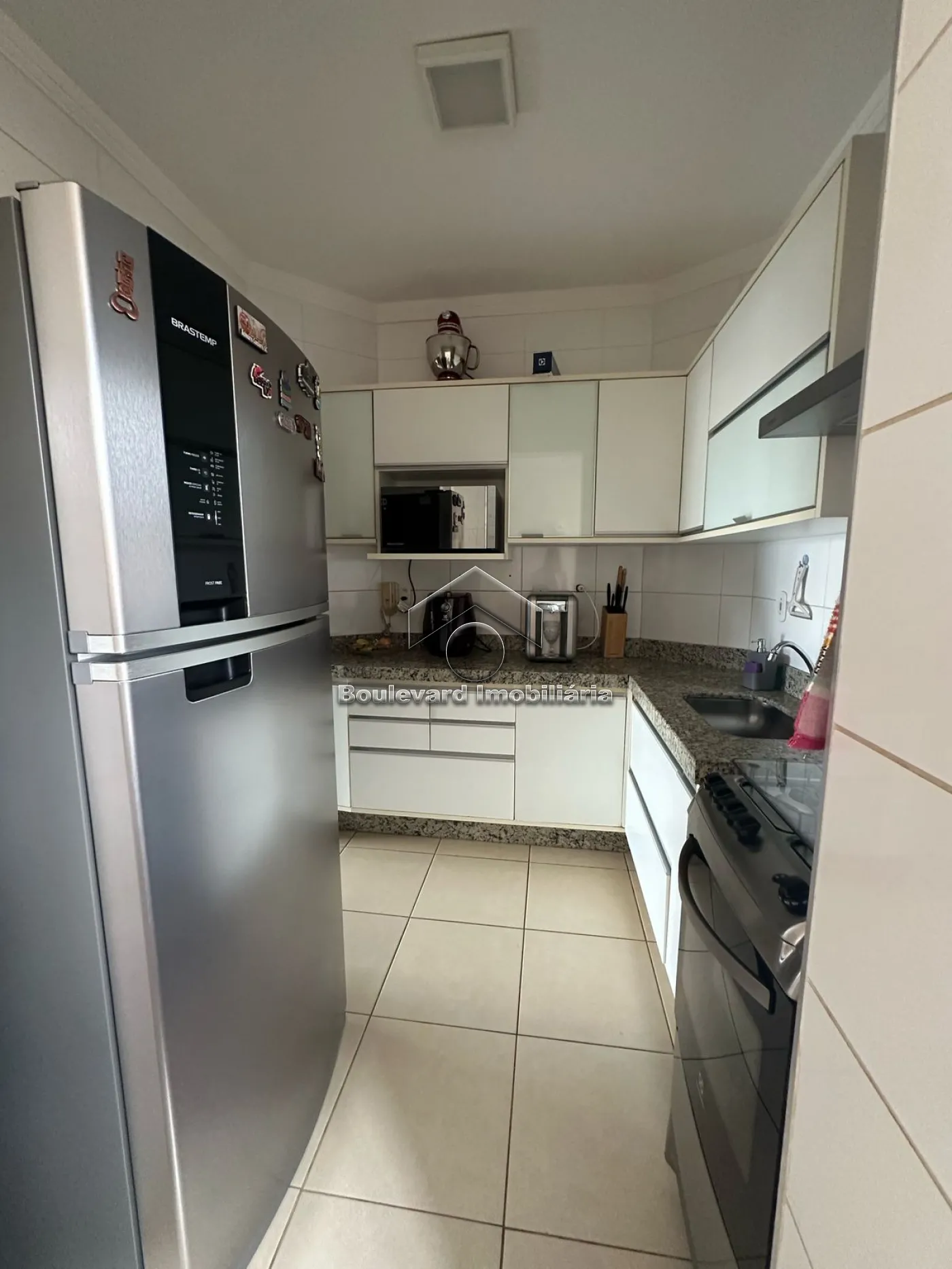 Alugar Apartamento / Padr&atilde;o em Ribeir&atilde;o Preto R$ 2.300,00 - Foto 15