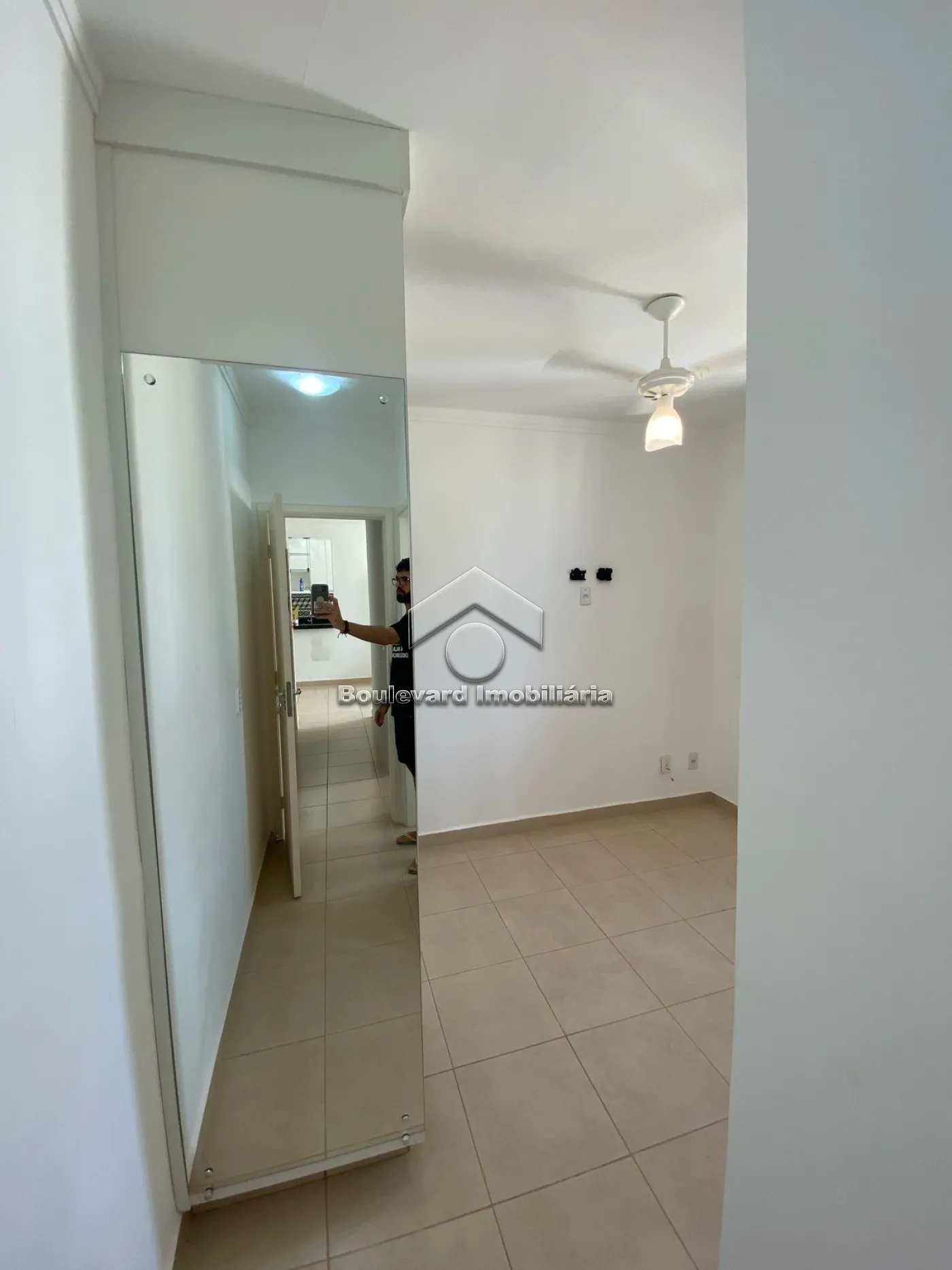 Alugar Apartamento / Padr&atilde;o em Ribeir&atilde;o Preto R$ 1.300,00 - Foto 10