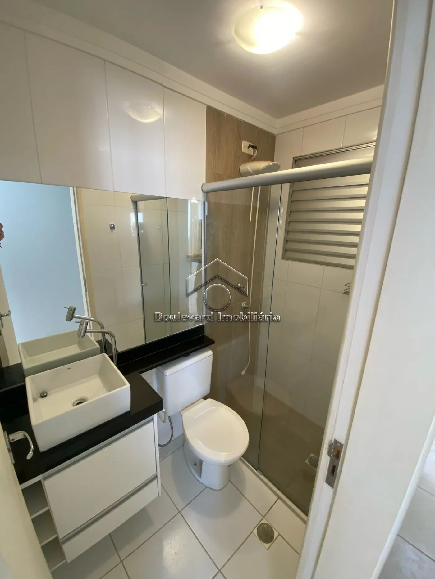 Alugar Apartamento / Padr&atilde;o em Ribeir&atilde;o Preto R$ 1.300,00 - Foto 6