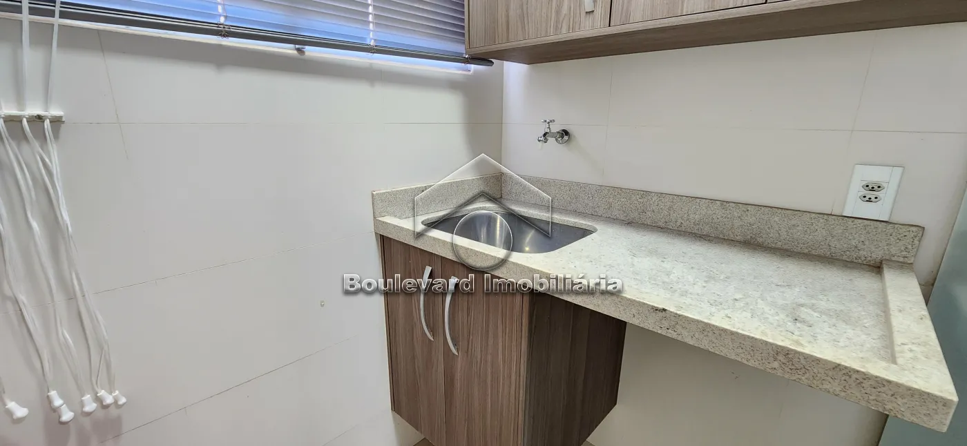 Alugar Apartamento / Padr&atilde;o em Ribeir&atilde;o Preto R$ 1.950,00 - Foto 26