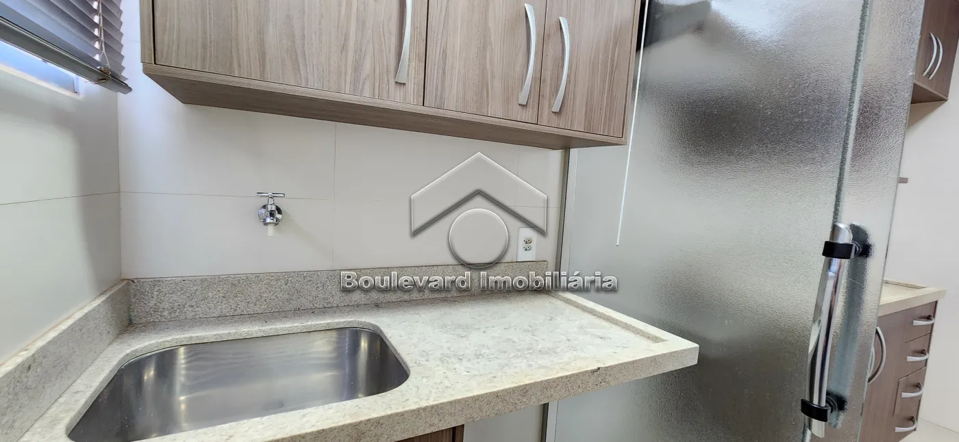 Alugar Apartamento / Padr&atilde;o em Ribeir&atilde;o Preto R$ 1.950,00 - Foto 27