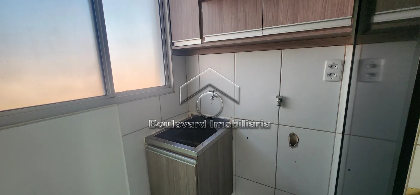 Alugar Apartamento / Padr&atilde;o em Ribeir&atilde;o Preto R$ 1.750,00 - Foto 19