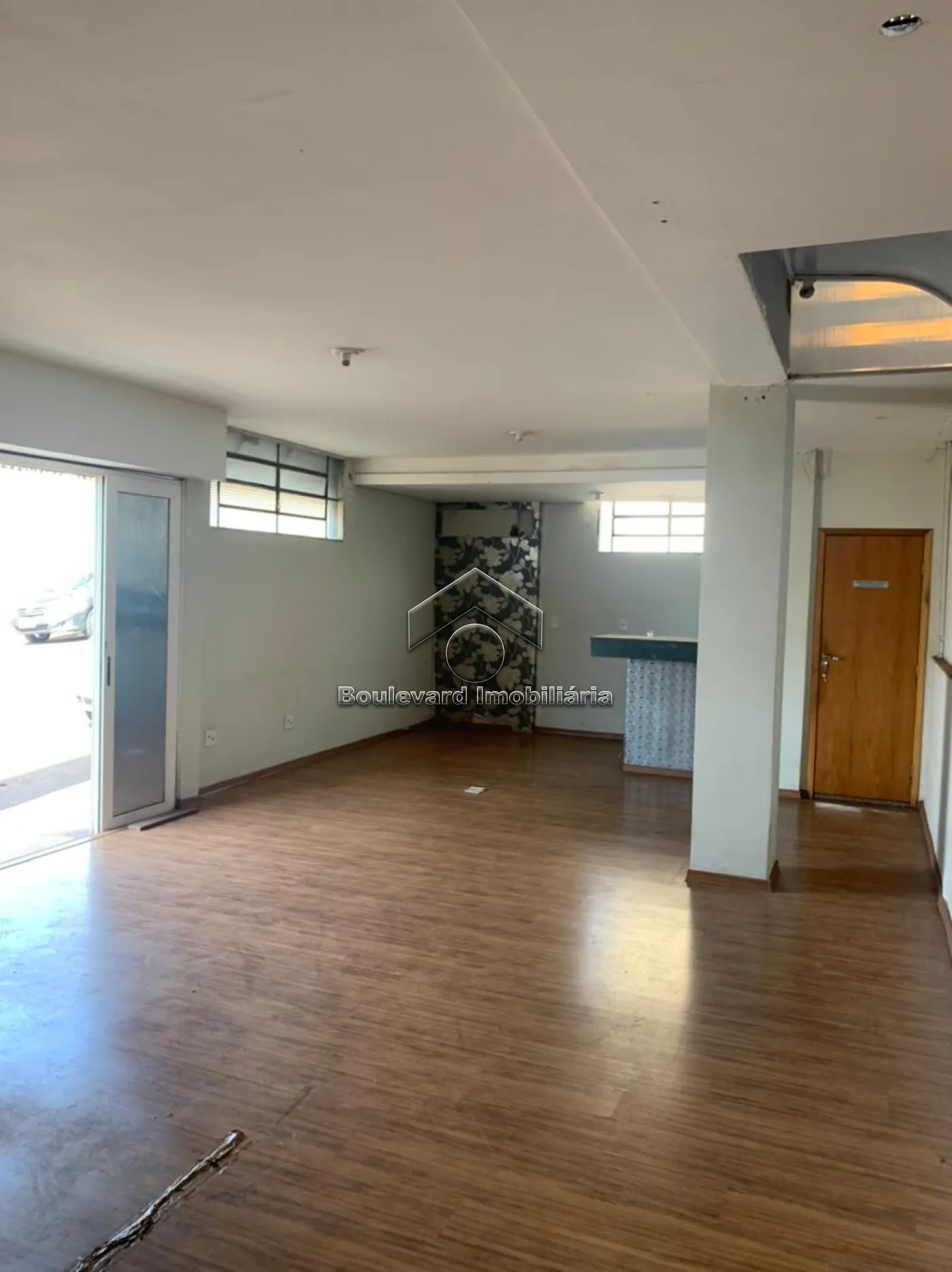 Alugar Comercial / Sal&atilde;o em Ribeir&atilde;o Preto R$ 6.300,00 - Foto 7