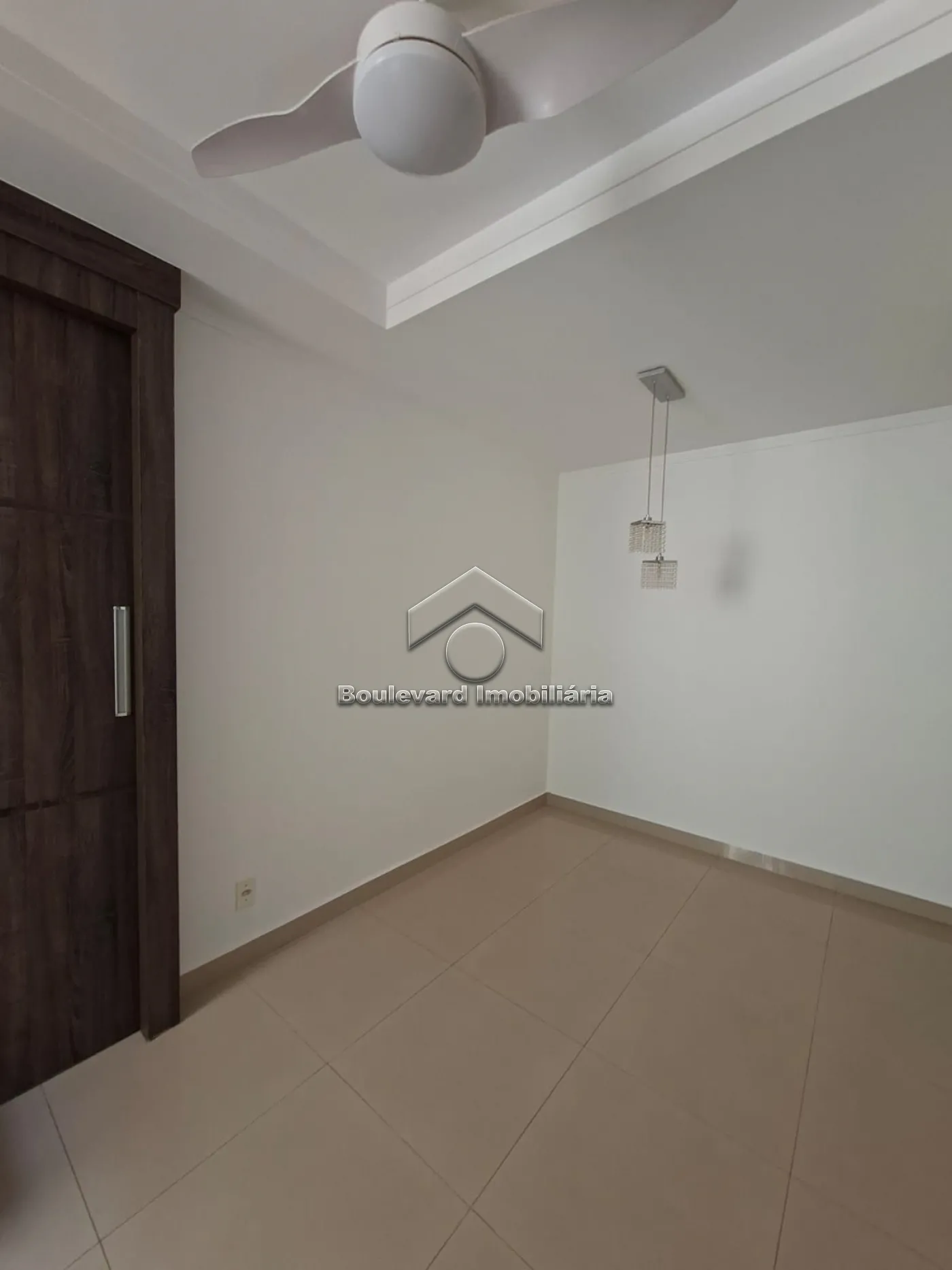 Alugar Apartamento / Padr&atilde;o em Ribeir&atilde;o Preto R$ 1.600,00 - Foto 6