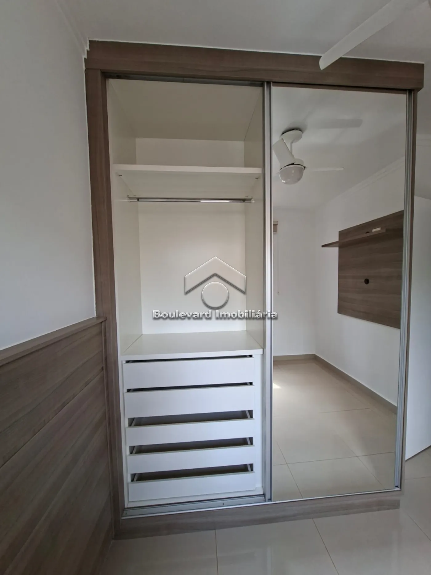 Alugar Apartamento / Padr&atilde;o em Ribeir&atilde;o Preto R$ 1.600,00 - Foto 7