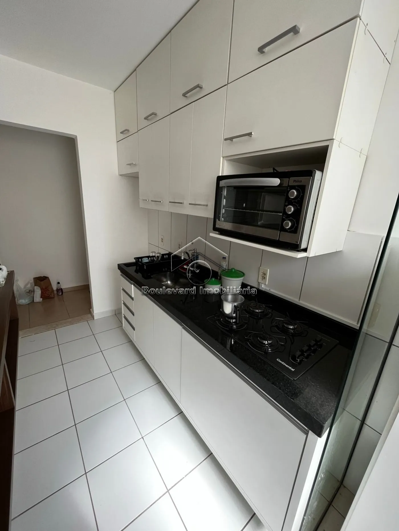 Alugar Apartamento / Padr&atilde;o em Ribeir&atilde;o Preto R$ 1.100,00 - Foto 8