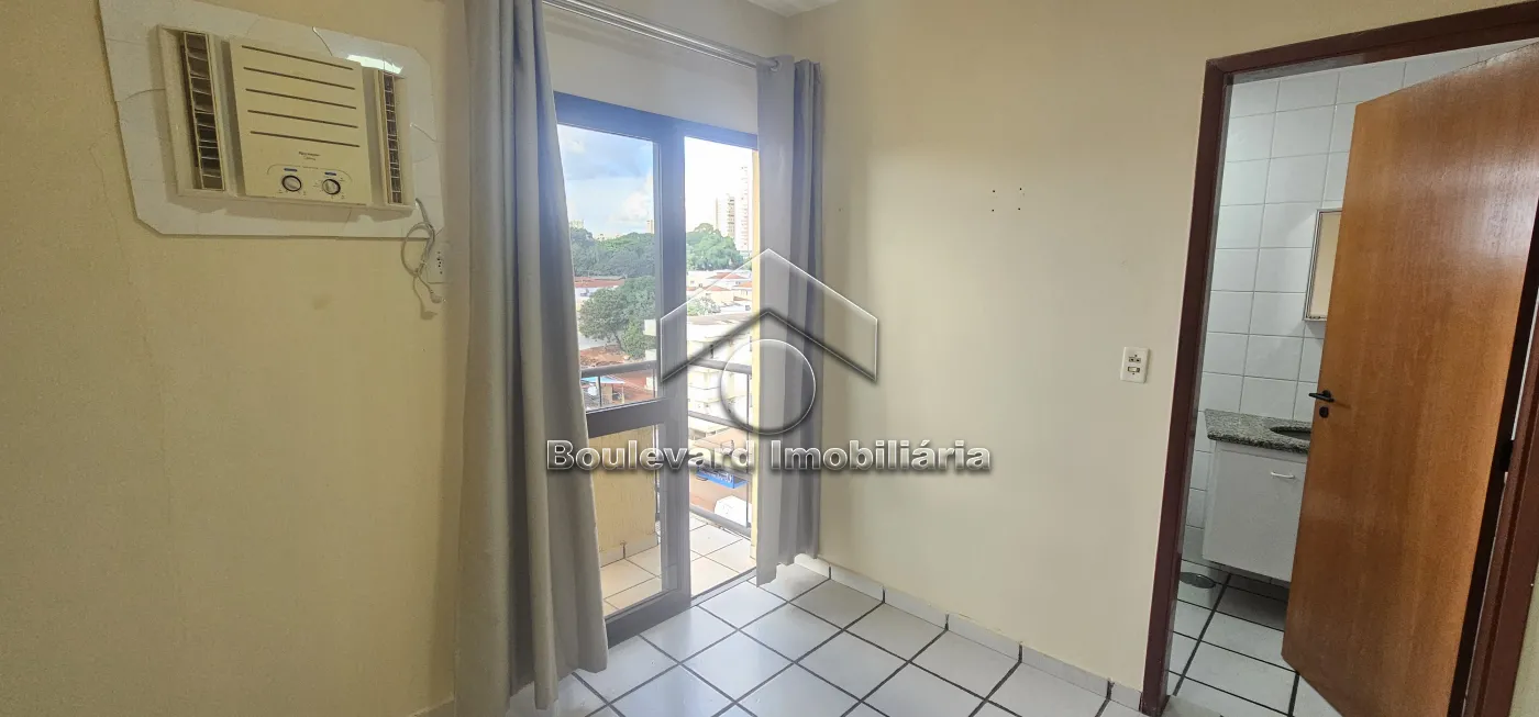 Alugar Apartamento / Padr&atilde;o em Ribeir&atilde;o Preto R$ 1.350,00 - Foto 13