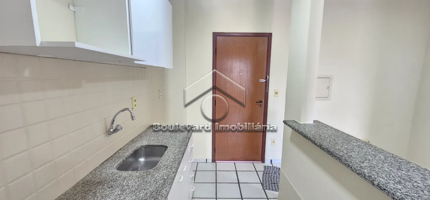 Alugar Apartamento / Padr&atilde;o em Ribeir&atilde;o Preto R$ 1.350,00 - Foto 20