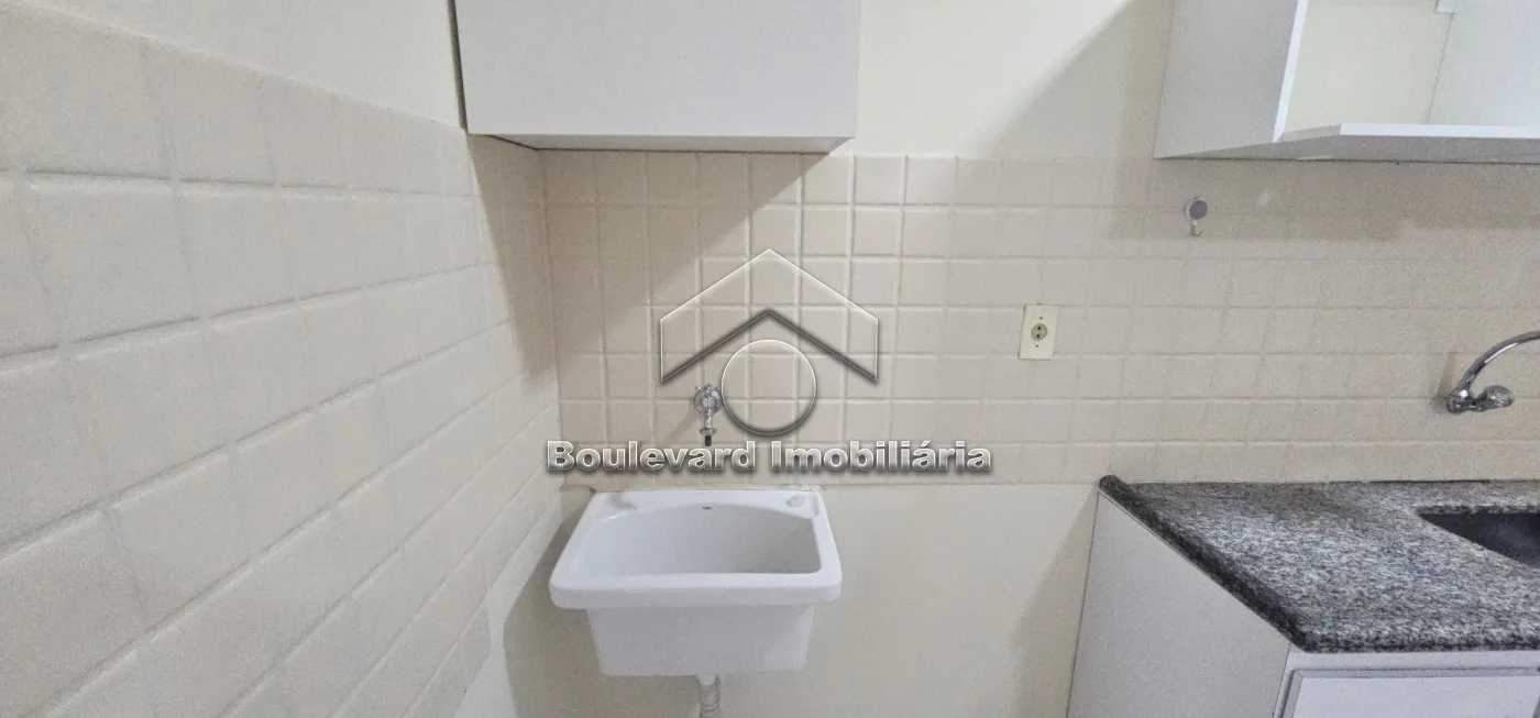 Alugar Apartamento / Padr&atilde;o em Ribeir&atilde;o Preto R$ 1.350,00 - Foto 22