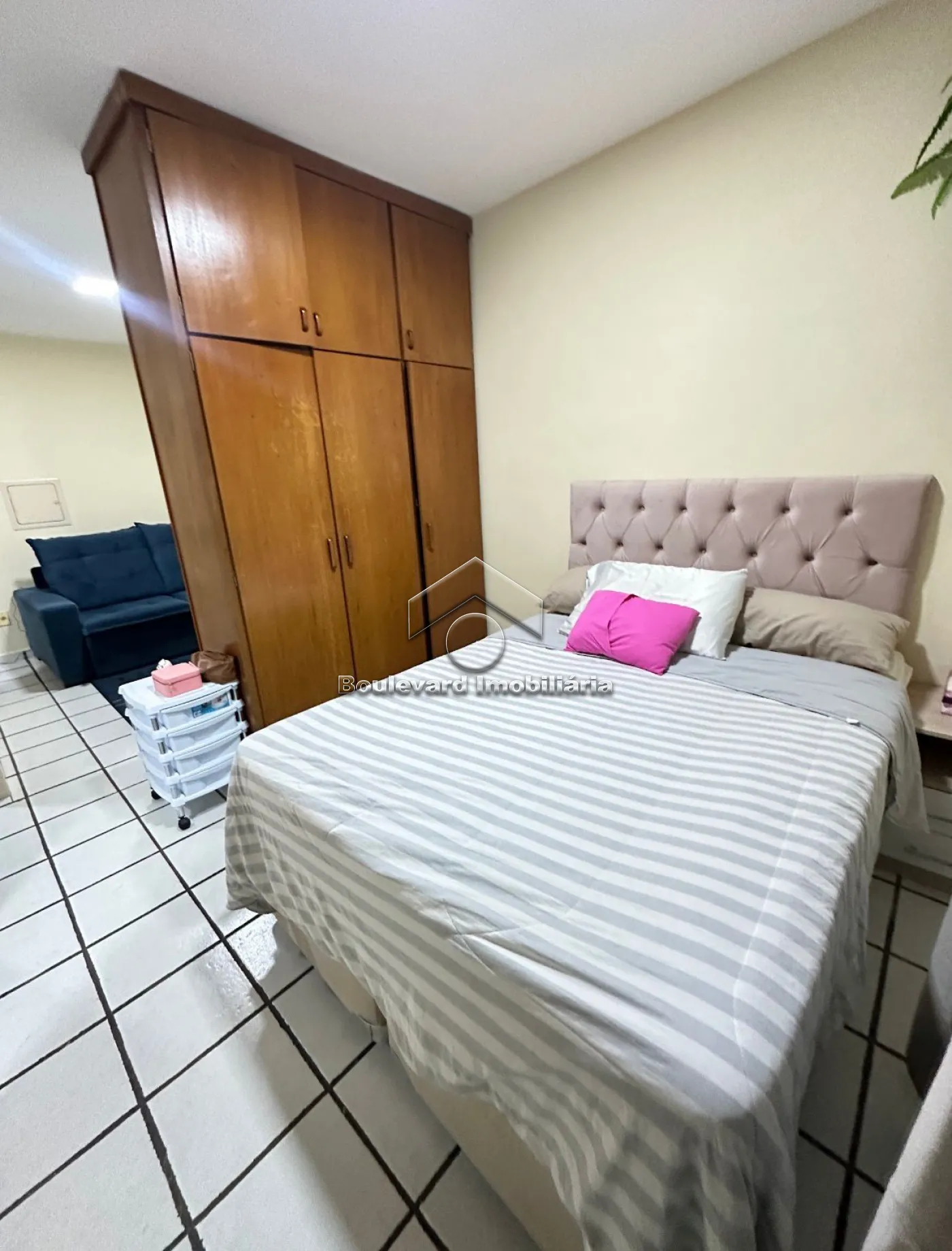 Alugar Apartamento / Padr&atilde;o em Ribeir&atilde;o Preto R$ 1.100,00 - Foto 12