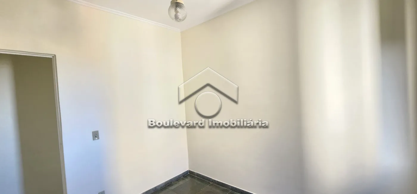 Alugar Apartamento / Padr&atilde;o em Ribeir&atilde;o Preto R$ 1.300,00 - Foto 5