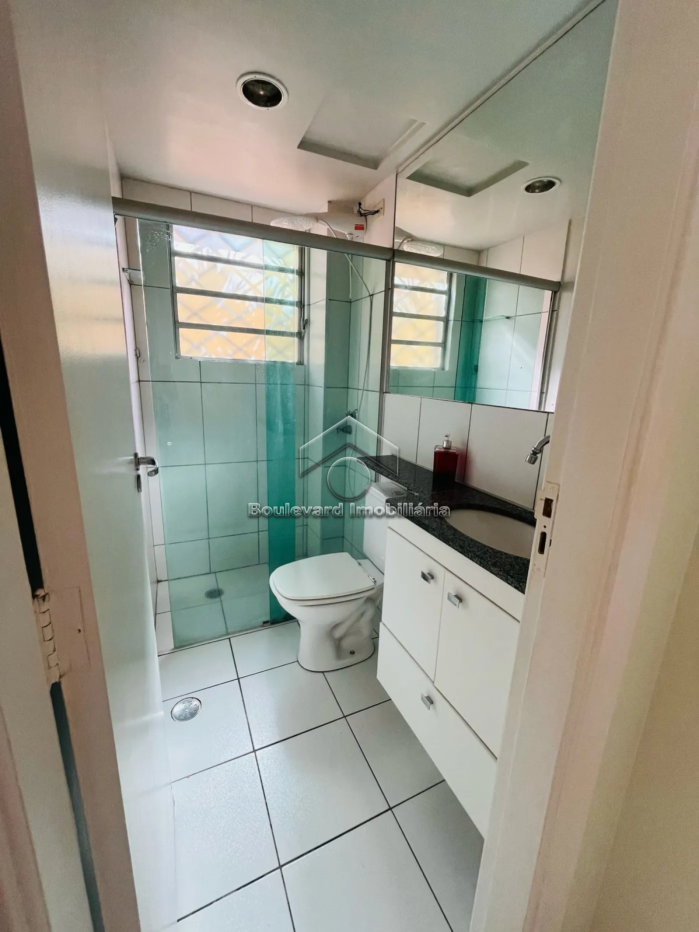 Comprar Apartamento / Padr&atilde;o em Ribeir&atilde;o Preto R$ 190.000,00 - Foto 2