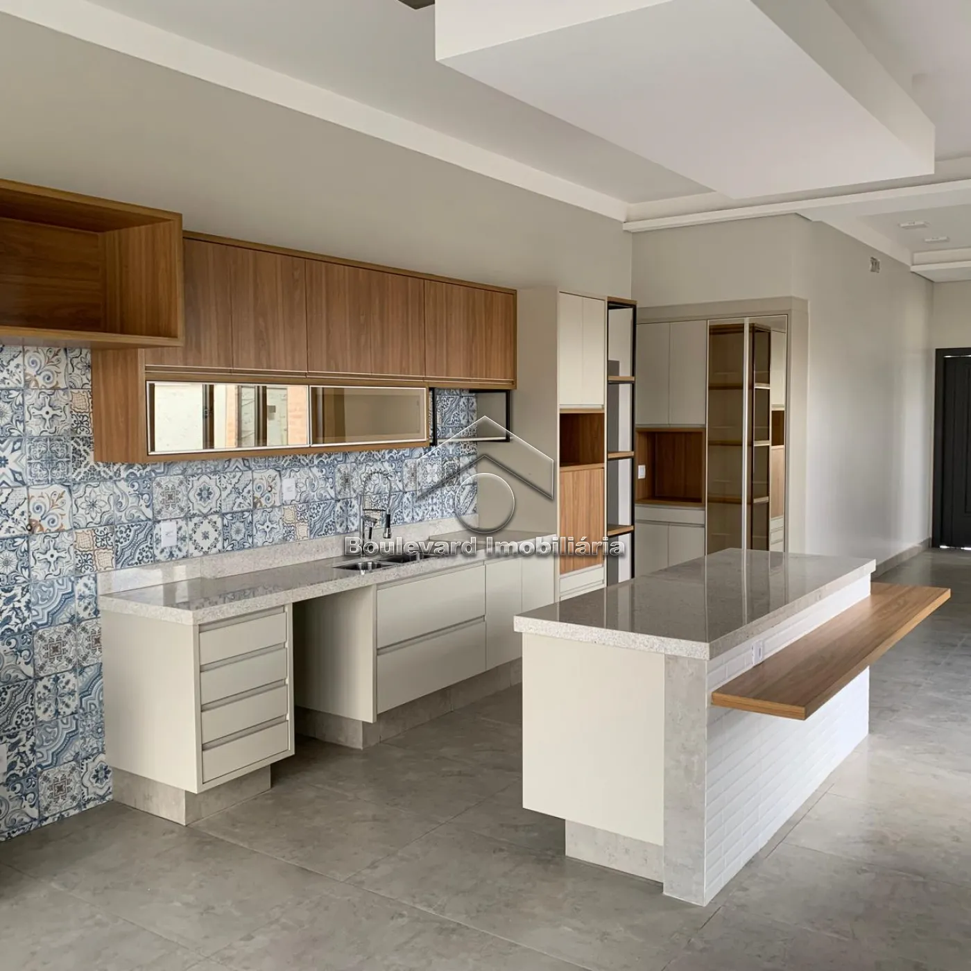 Alugar Casa / Condom&iacute;nio em Ribeir&atilde;o Preto R$ 9.000,00 - Foto 2