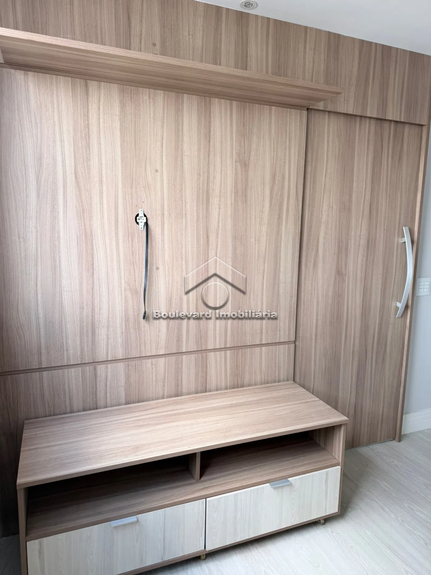 Alugar Apartamento / Padr&atilde;o em Ribeir&atilde;o Preto R$ 2.000,00 - Foto 3