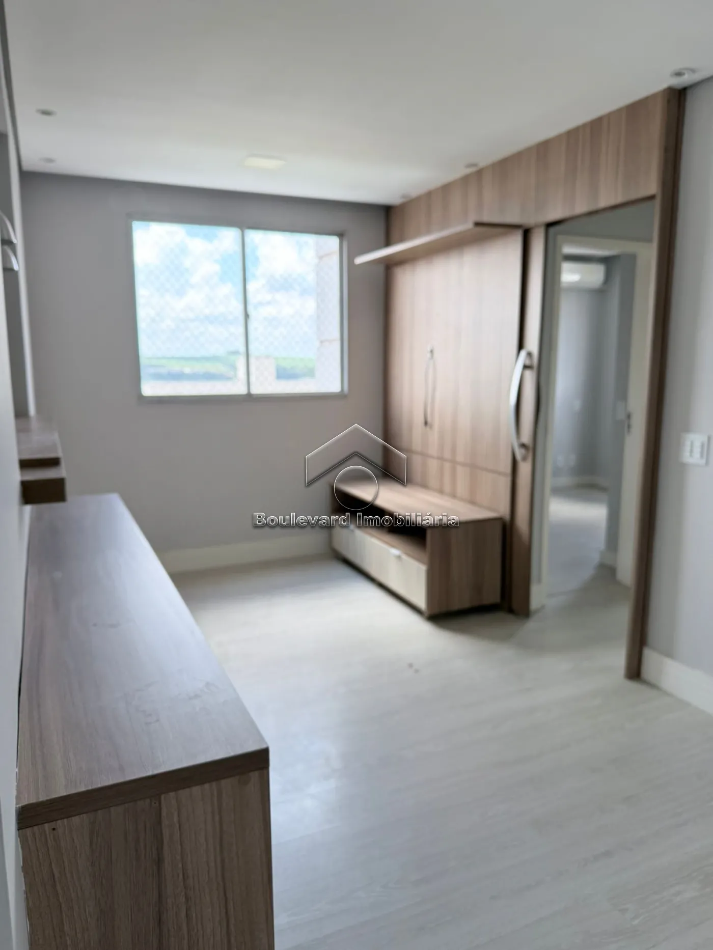 Alugar Apartamento / Padr&atilde;o em Ribeir&atilde;o Preto R$ 2.000,00 - Foto 1