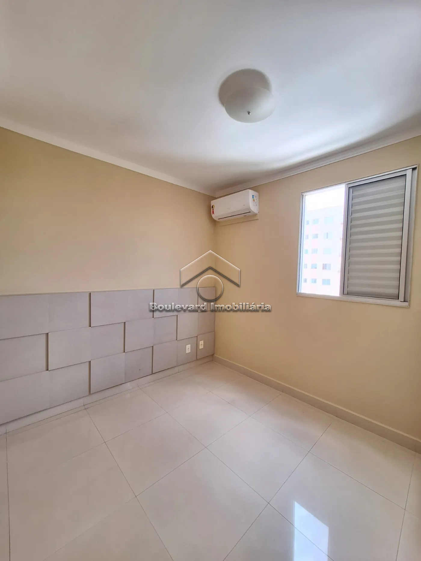 Comprar Apartamento / Padr&atilde;o em Ribeir&atilde;o Preto R$ 240.000,00 - Foto 4