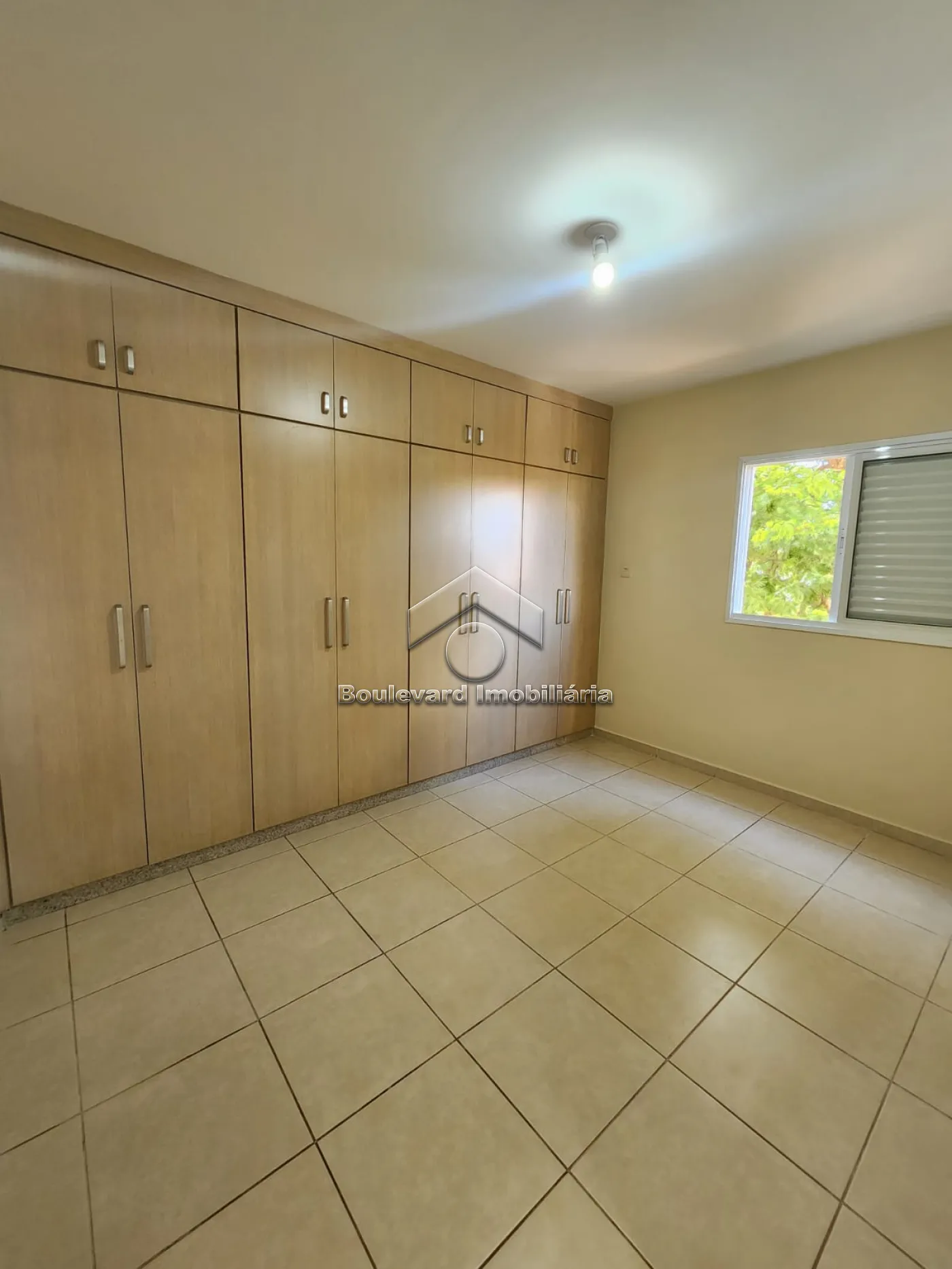 Alugar Apartamento / Padr&atilde;o em Ribeir&atilde;o Preto R$ 2.800,00 - Foto 5