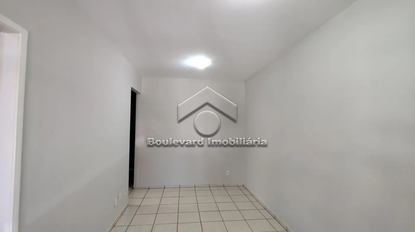 Alugar Casa / Condom&iacute;nio em Bonfim Paulista R$ 3.500,00 - Foto 2