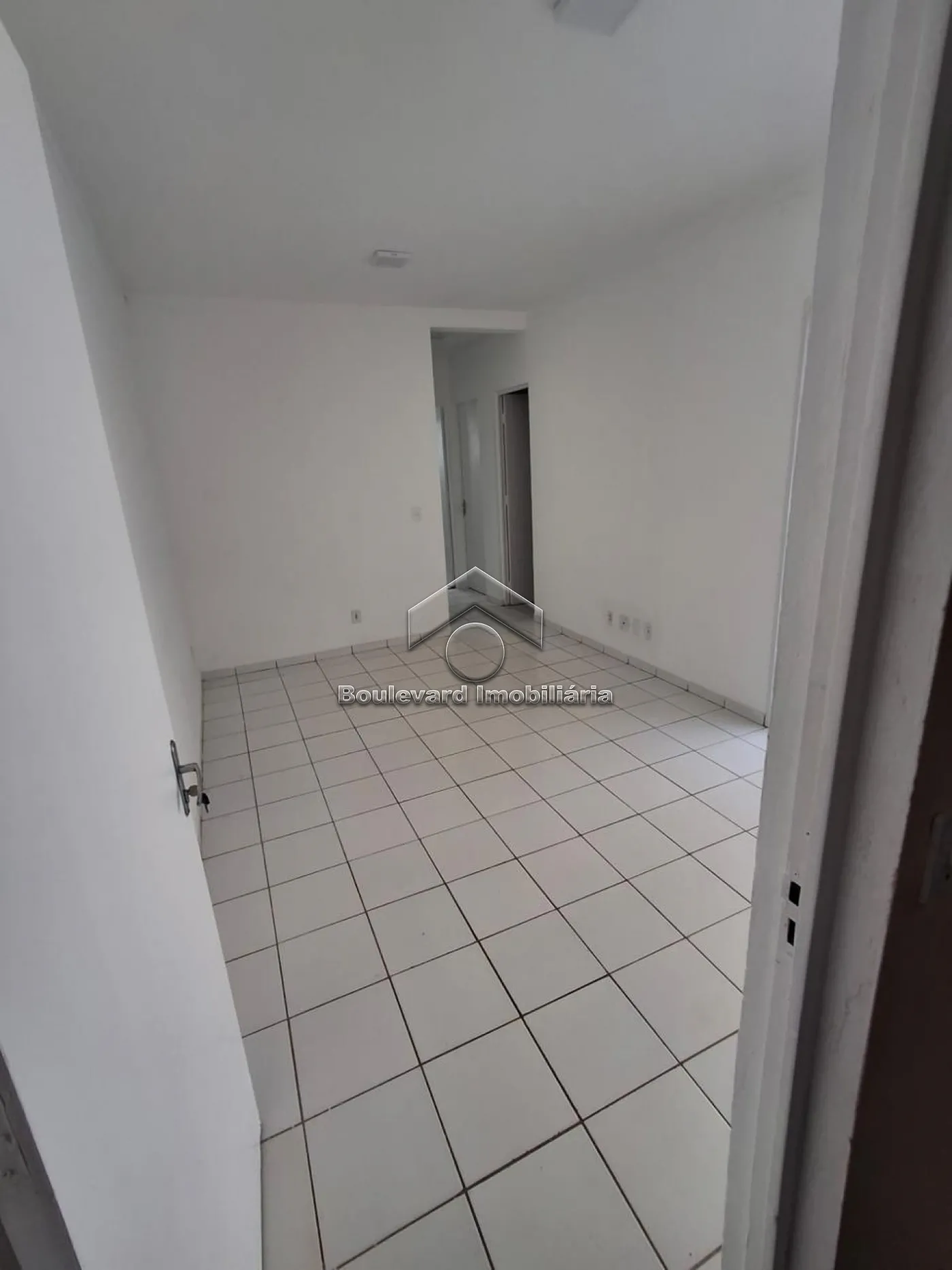 Comprar Apartamento / Padr&atilde;o em Ribeir&atilde;o Preto R$ 155.150,00 - Foto 8