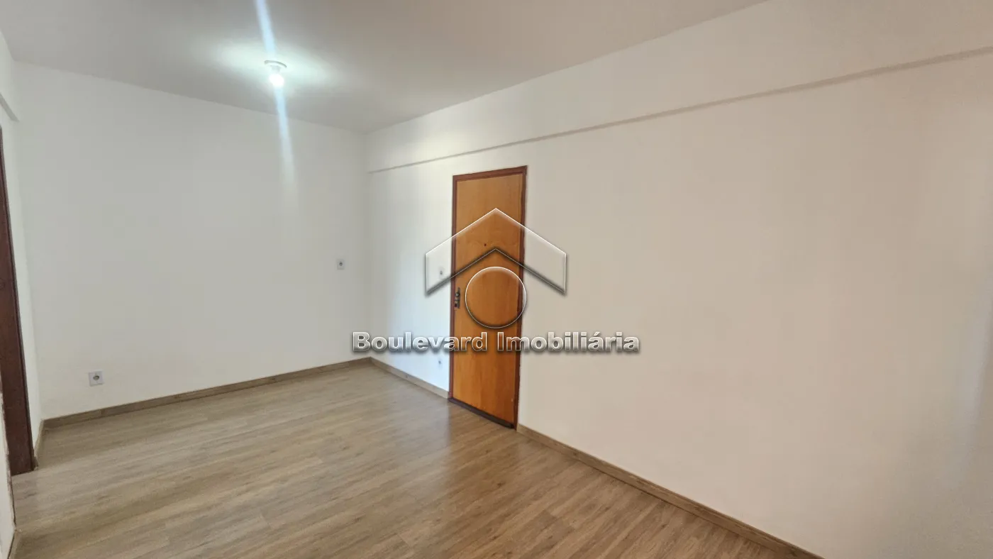 Alugar Apartamento / Padr&atilde;o em Ribeir&atilde;o Preto R$ 1.250,00 - Foto 4