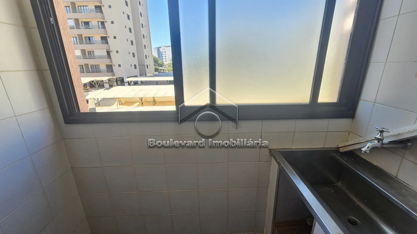 Alugar Apartamento / Padr&atilde;o em Ribeir&atilde;o Preto R$ 1.250,00 - Foto 23