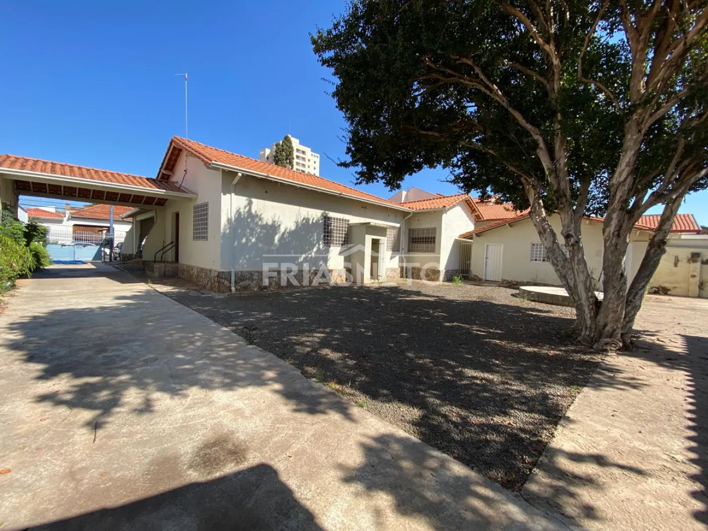 Alugar Comercial / Im&oacute;vel Comercial em Piracicaba R$ 12.000,00 - Foto 2