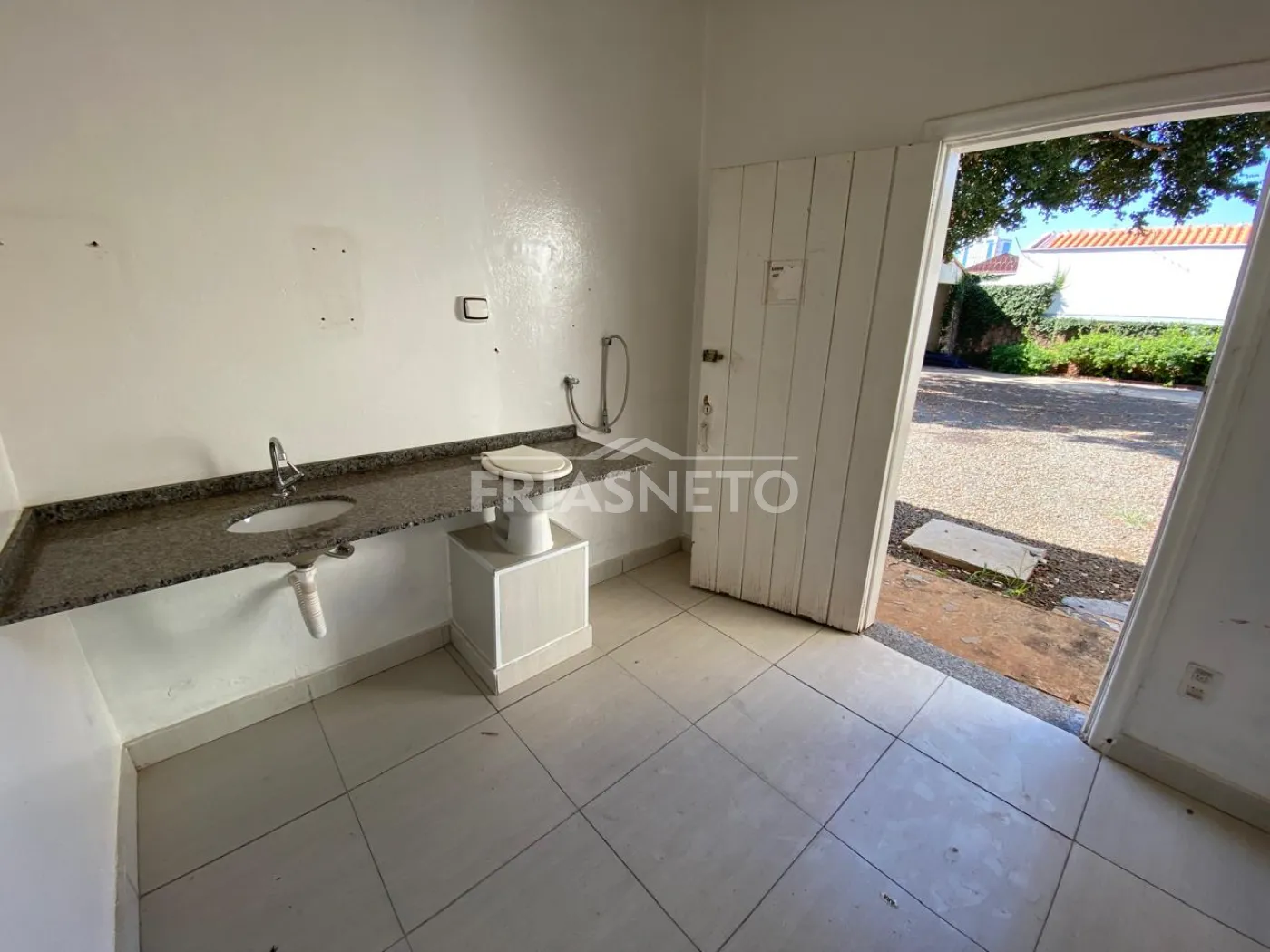 Alugar Comercial / Im&oacute;vel Comercial em Piracicaba R$ 12.000,00 - Foto 74