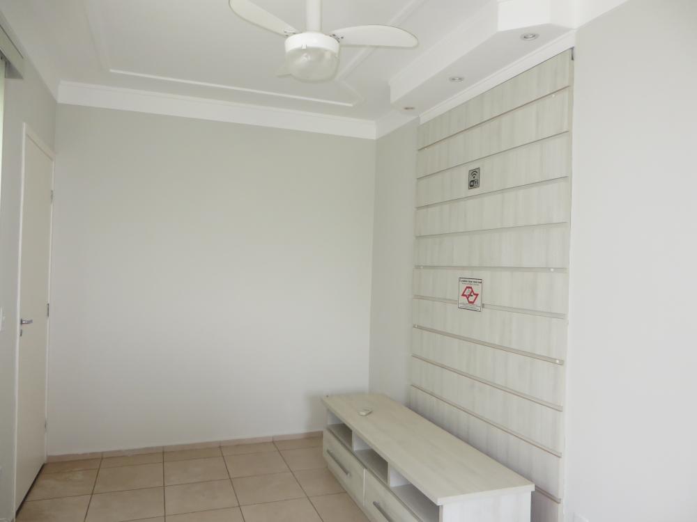 Alugar Residencial / Apartamento em Piracicaba R$ 1.300,00 - Foto 4