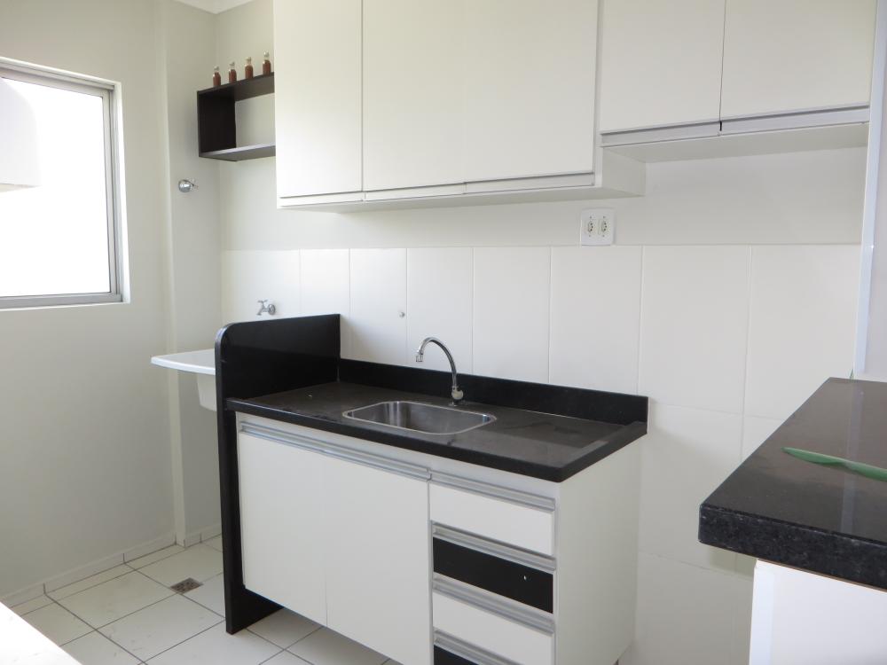 Alugar Residencial / Apartamento em Piracicaba R$ 1.300,00 - Foto 5