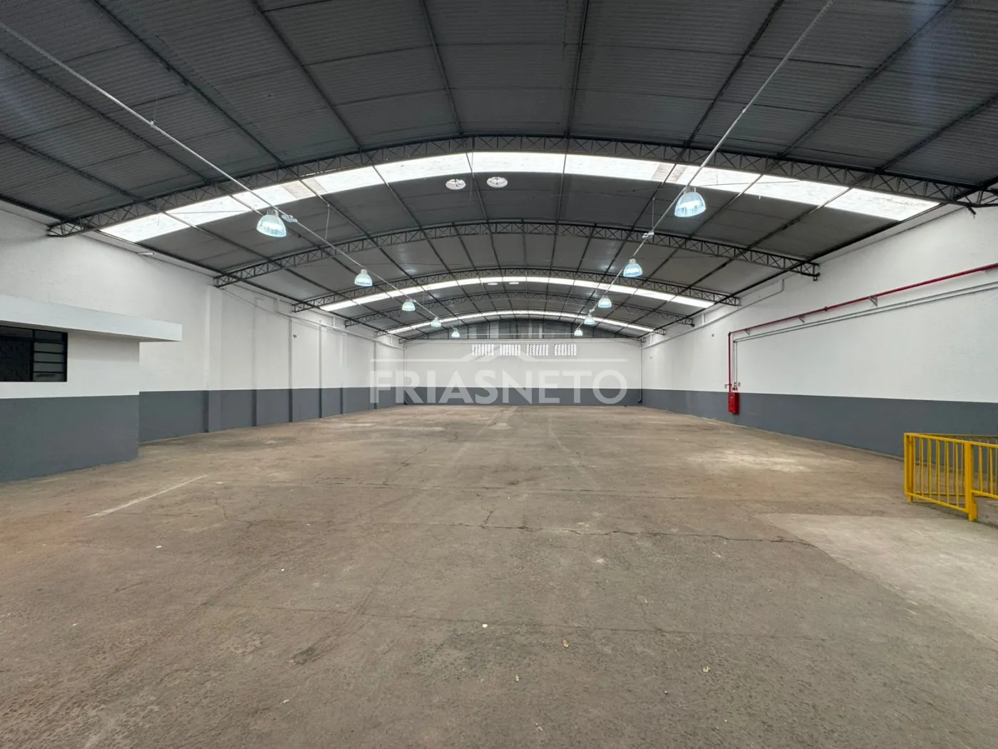 Alugar Comercial / Galp&atilde;o em Piracicaba R$ 15.500,00 - Foto 6