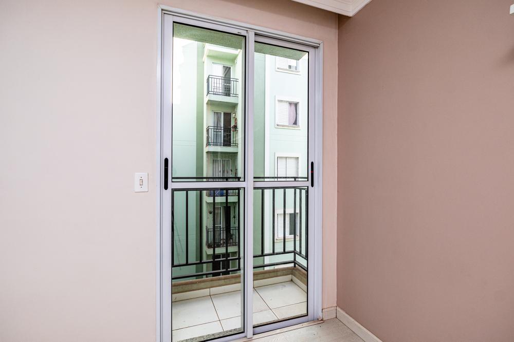 Alugar Residencial / Apartamento em Piracicaba R$ 800,00 - Foto 2