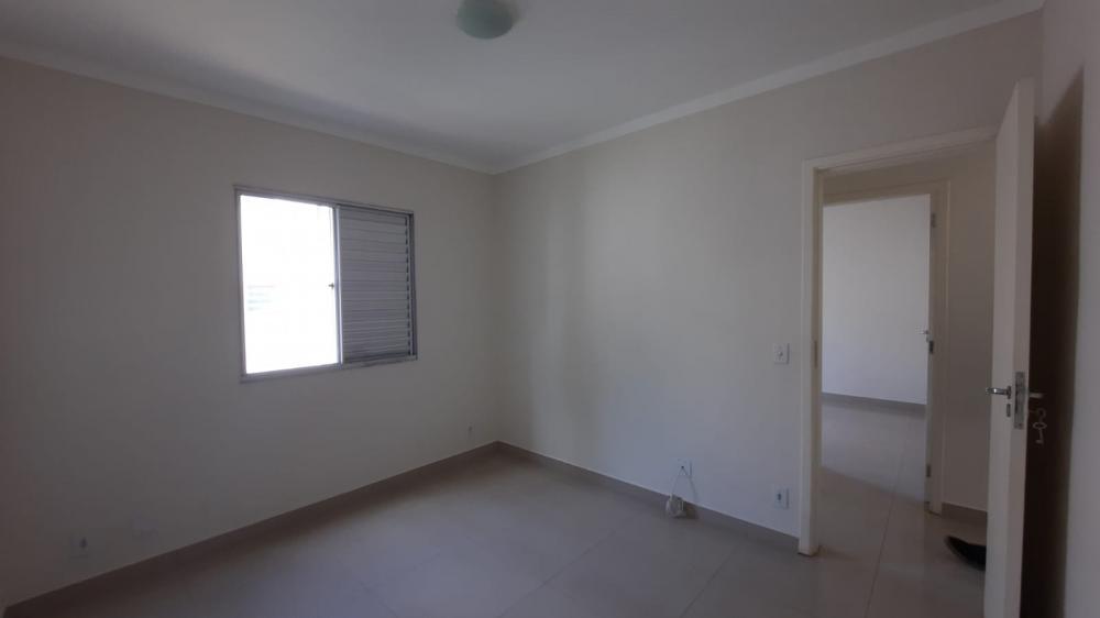 Alugar Residencial / Apartamento em Piracicaba R$ 650,00 - Foto 9