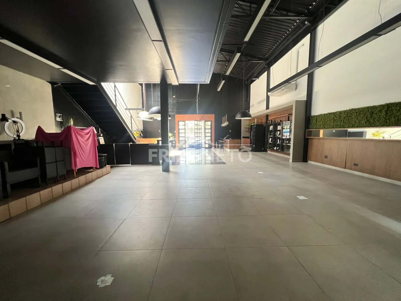 Comprar Comercial / Sal&atilde;o em Piracicaba R$ 11,11 - Foto 12