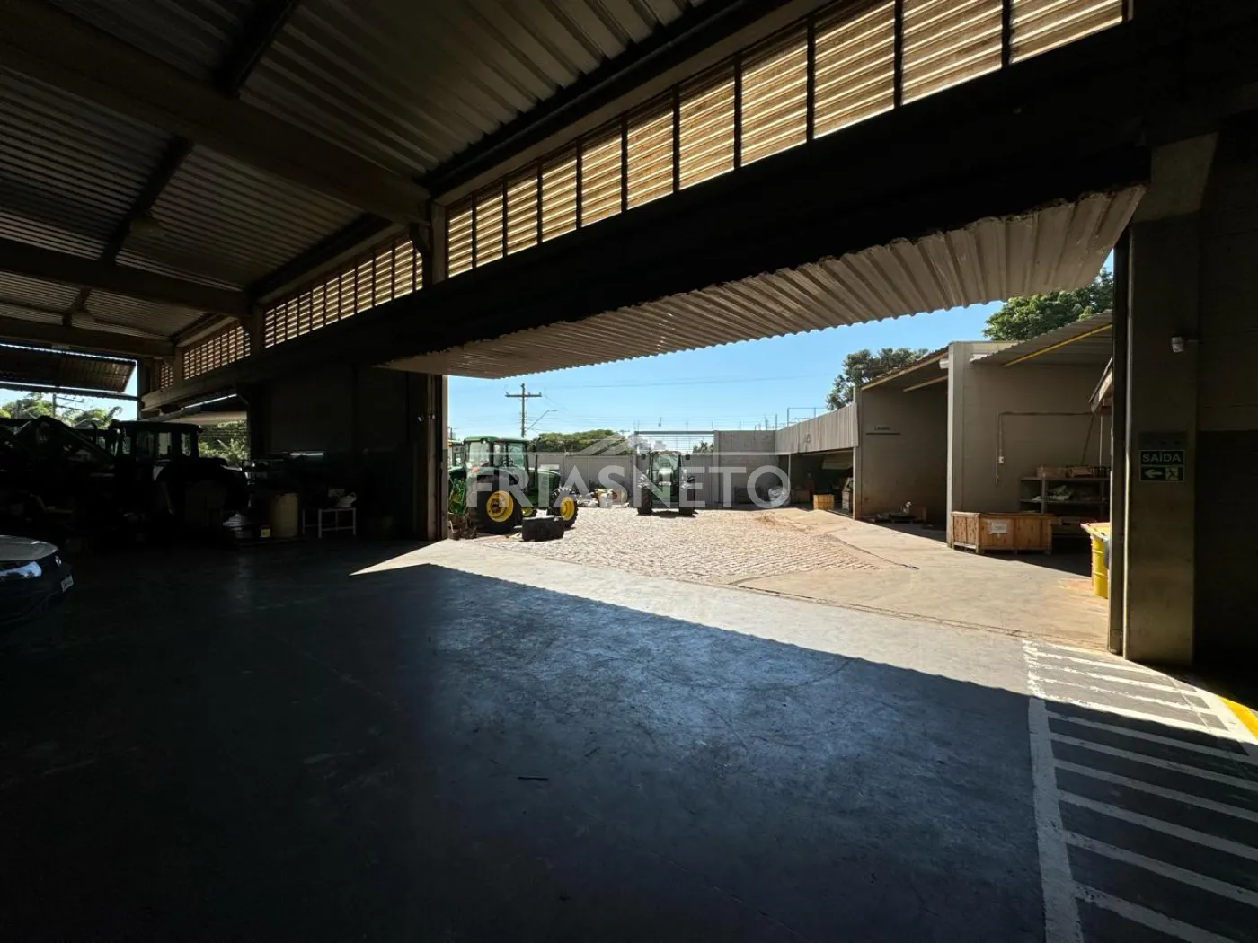 Alugar Comercial / Galp&atilde;o em Piracicaba R$ 60.000,00 - Foto 14