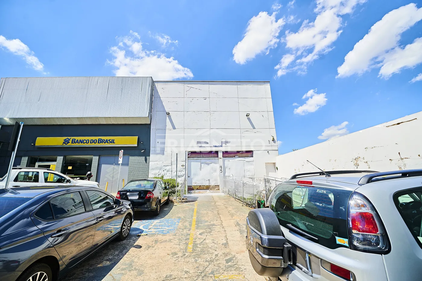 Comprar Comercial / Sal&atilde;o em Piracicaba - Foto 1