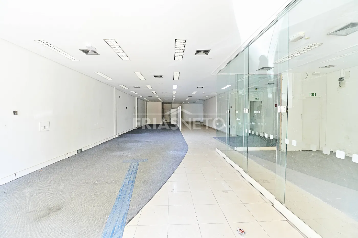 Comprar Comercial / Sal&atilde;o em Piracicaba - Foto 4