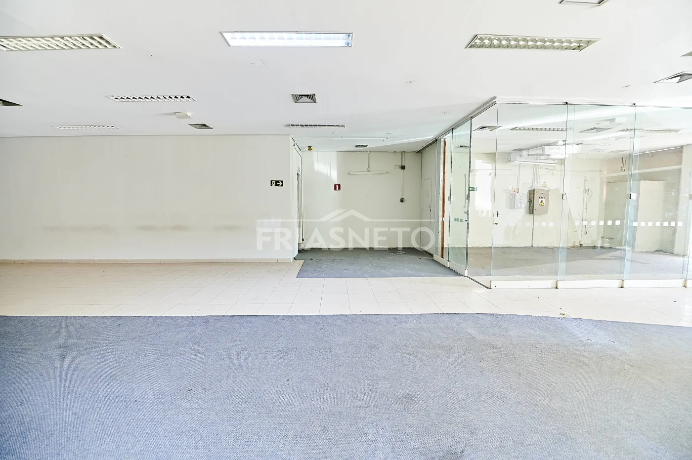 Comprar Comercial / Sal&atilde;o em Piracicaba - Foto 5