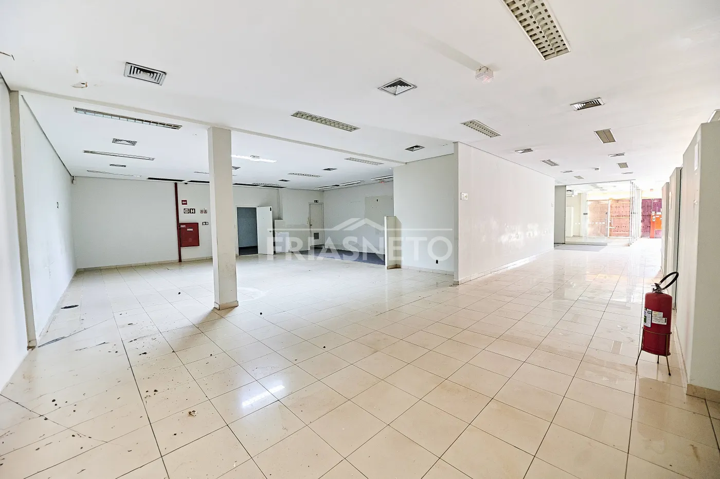 Comprar Comercial / Sal&atilde;o em Piracicaba - Foto 13
