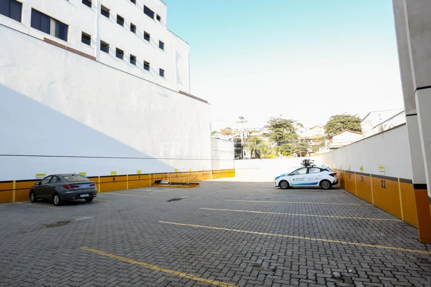 Alugar Comercial / Sala em Piracicaba R$ 1.181,65 - Foto 4