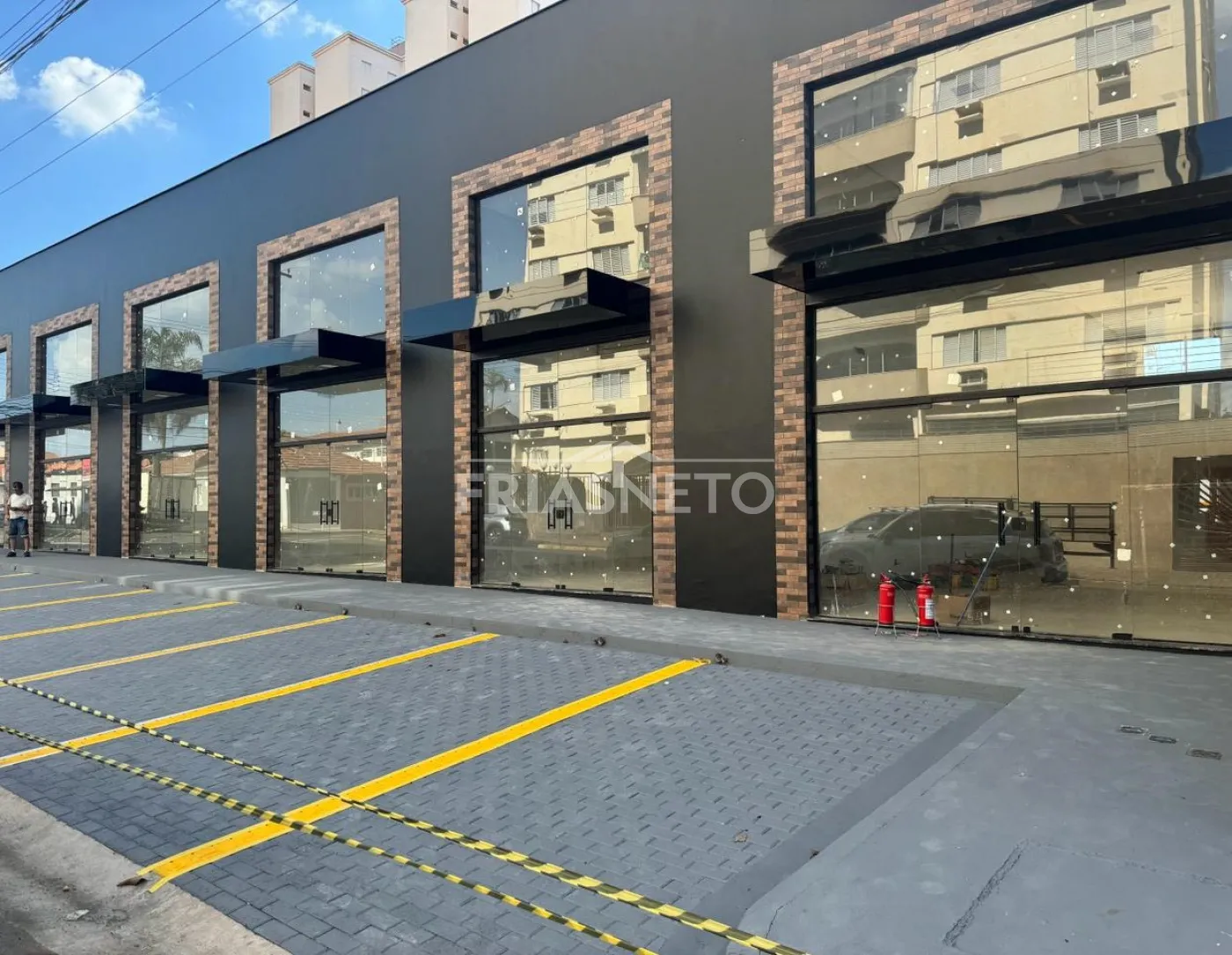 Alugar Comercial / Sal&atilde;o em Piracicaba R$ 4.500,00 - Foto 1