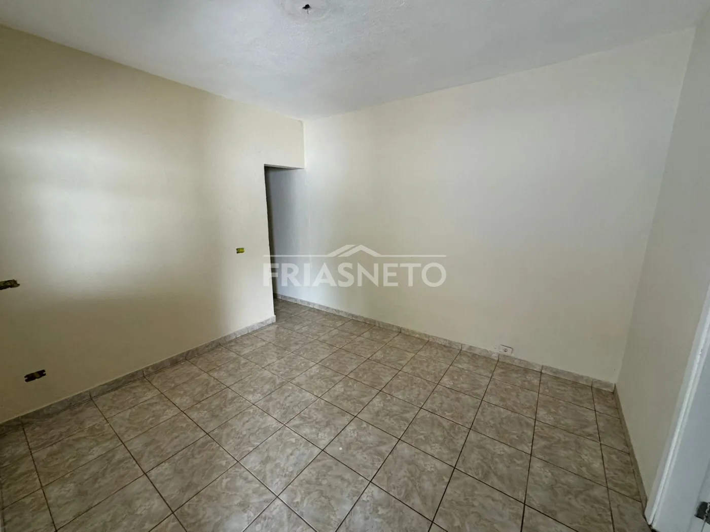 Alugar Residencial / Casa em Piracicaba R$ 2.300,00 - Foto 8