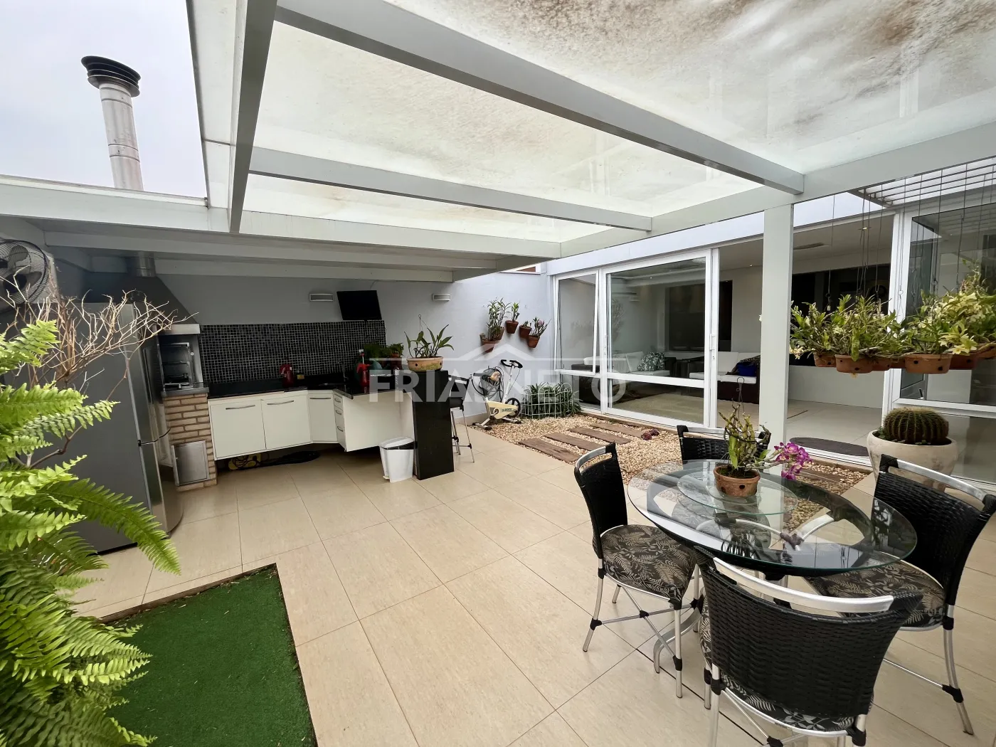 Comprar Residencial / Casa em Condom&iacute;nio em Piracicaba R$ 1.100.000,00 - Foto 2