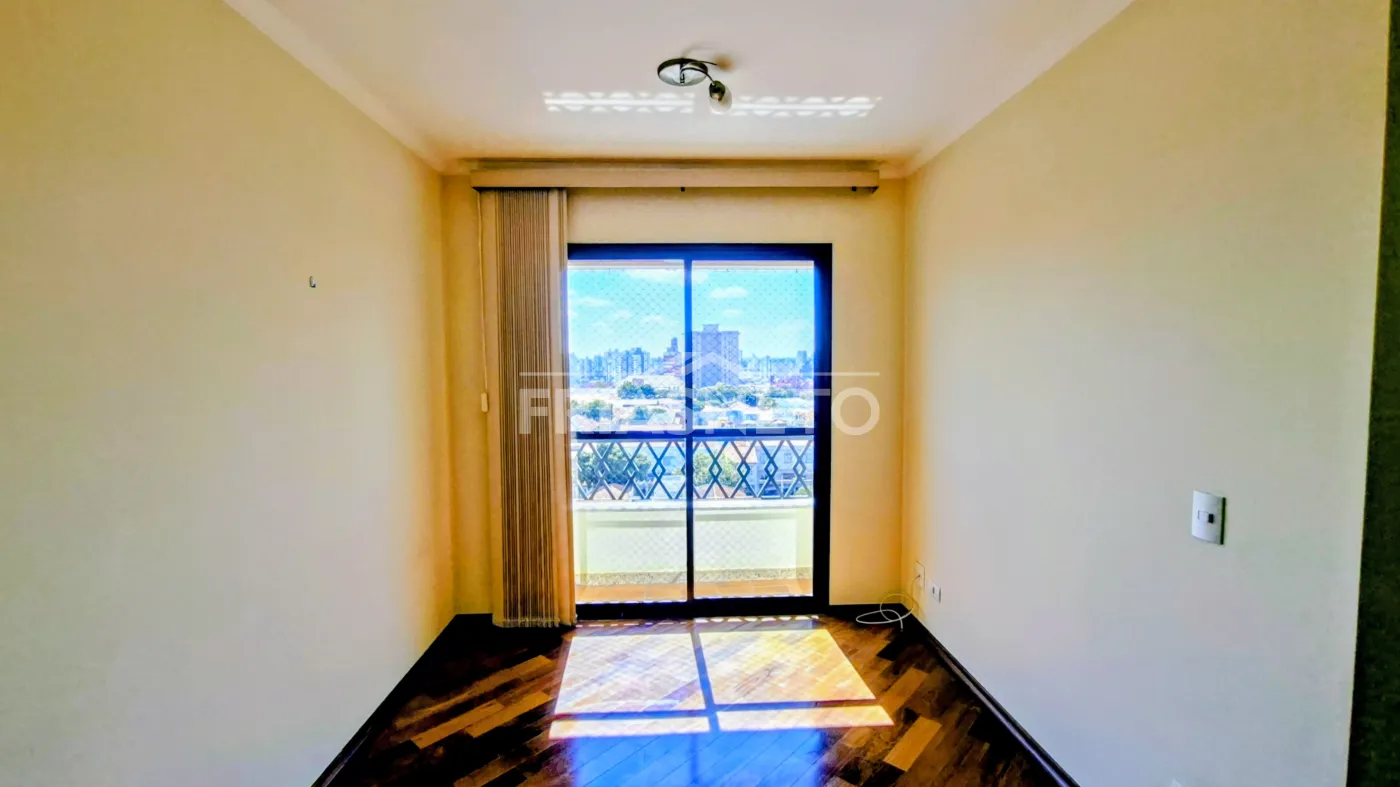 Comprar Residencial / Apartamento em Piracicaba R$ 350.000,00 - Foto 2