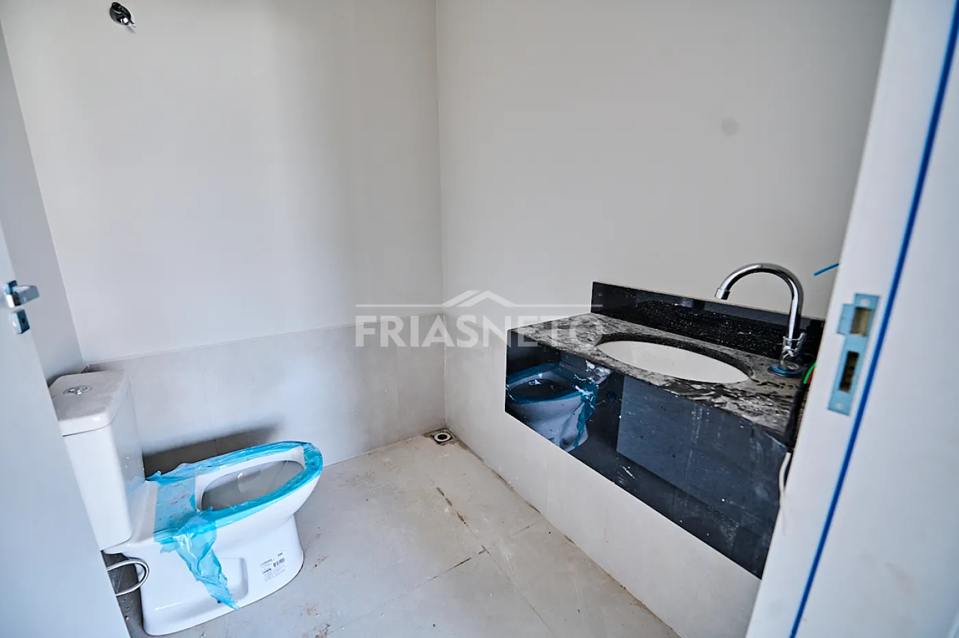 Alugar Comercial / Loja em Piracicaba R$ 4.000,00 - Foto 8