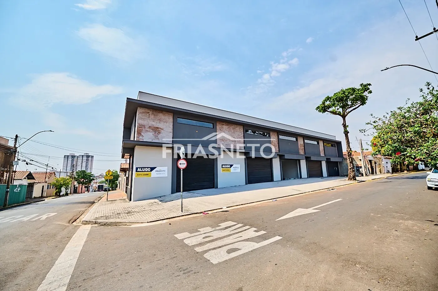Alugar Comercial / Loja em Piracicaba R$ 4.000,00 - Foto 3