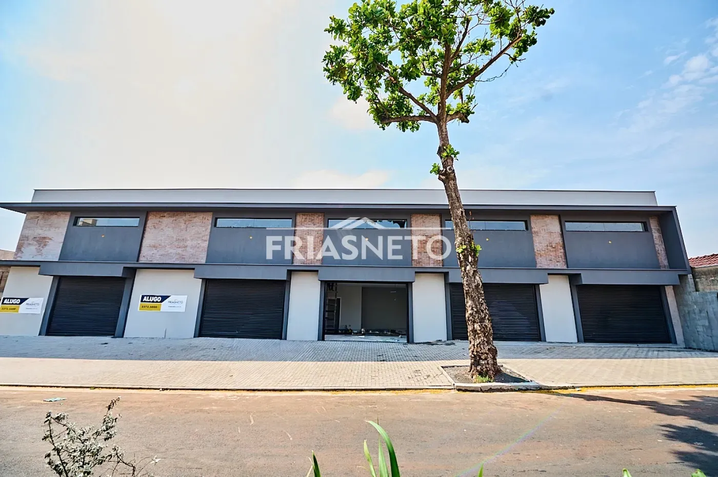 Alugar Comercial / Loja em Piracicaba R$ 4.000,00 - Foto 2