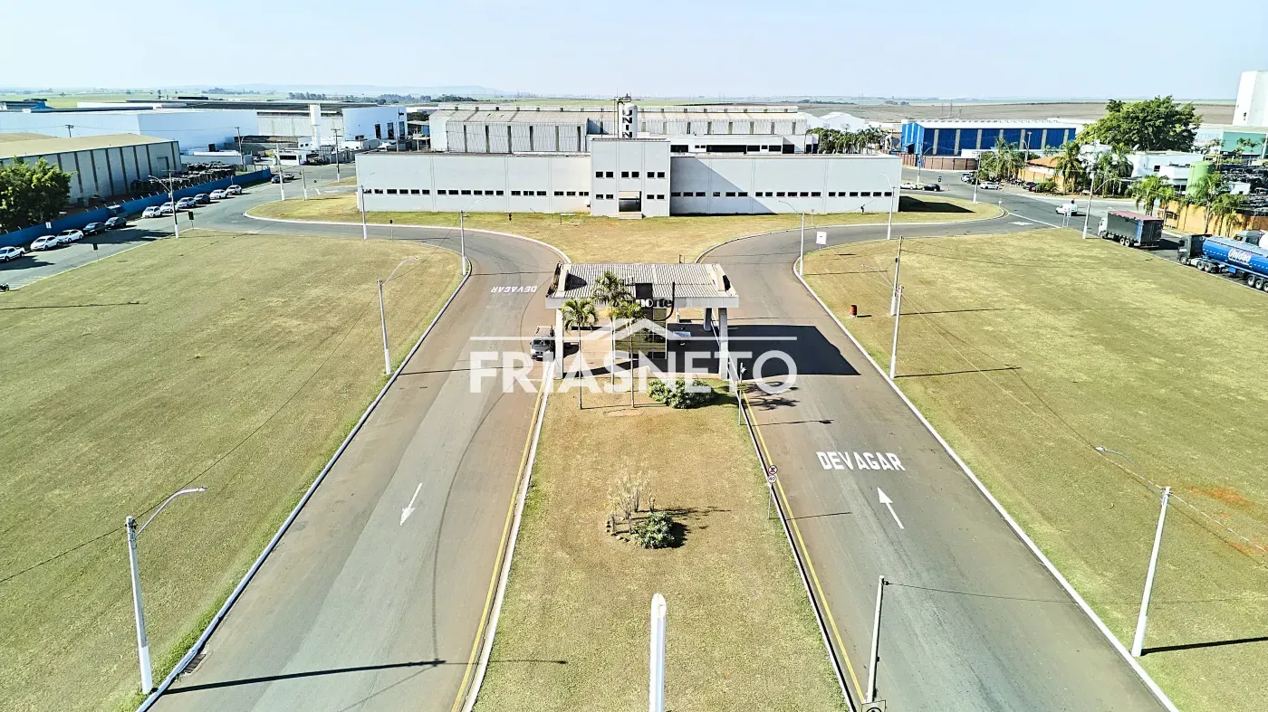 Alugar Comercial / Loja em Piracicaba R$ 2.940,00 - Foto 16