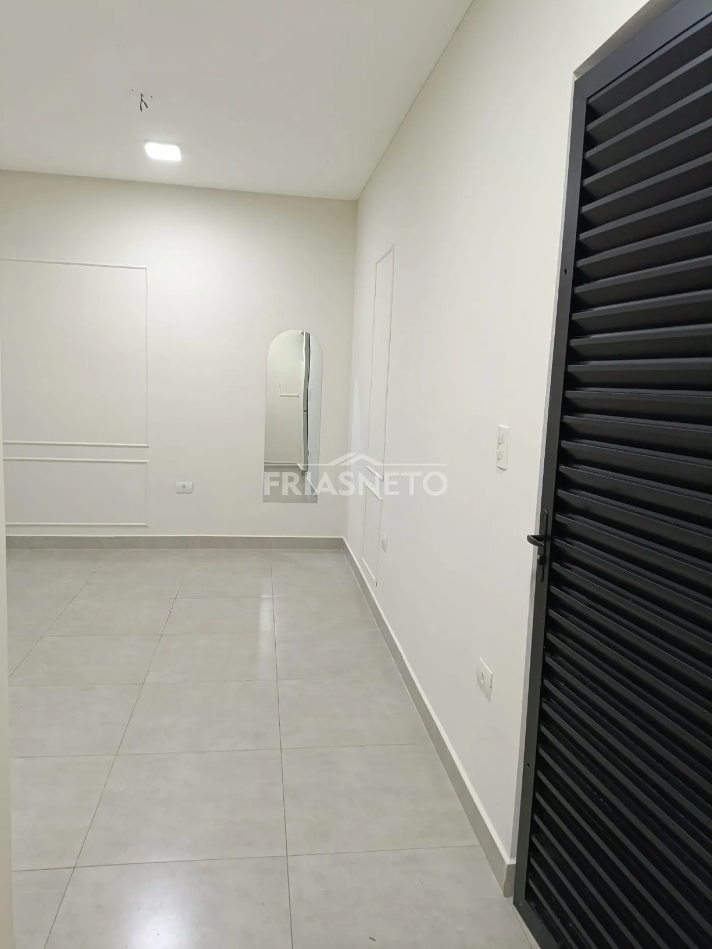 Alugar Comercial / Sala em Piracicaba R$ 1.050,00 - Foto 9